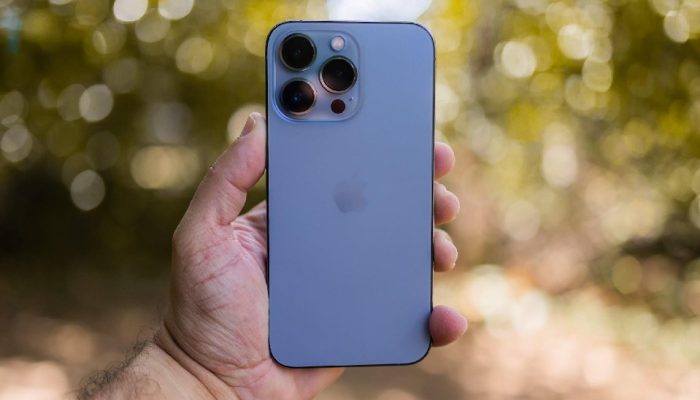 Harga iPhone 13 Terbaru dan Spesifikasi Lengkapnya