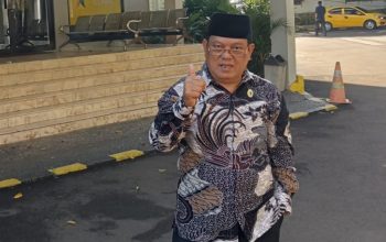 Sikapi Persoalan di FH UI, Dr. Risman Pasaribu Menekankan Pentingnya Menjaga Moral Ditengah Derasnya Arus Informasi