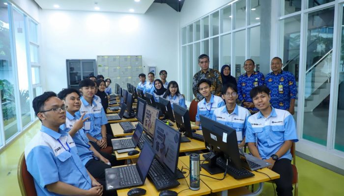 Menaker Tekankan Pelatihan Vokasi agar Lulusan Siap Masuk Dunia Kerja