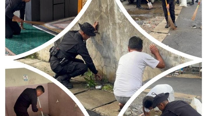 Gelar Gerakan ASRI, Brimob Metro Jaya Fokuskan Fasilitas Umum 