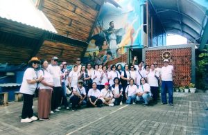 Tunjukkan Eksistensi, Sebuah Paguyuban Berziarah Dengan Penuh Sukacita