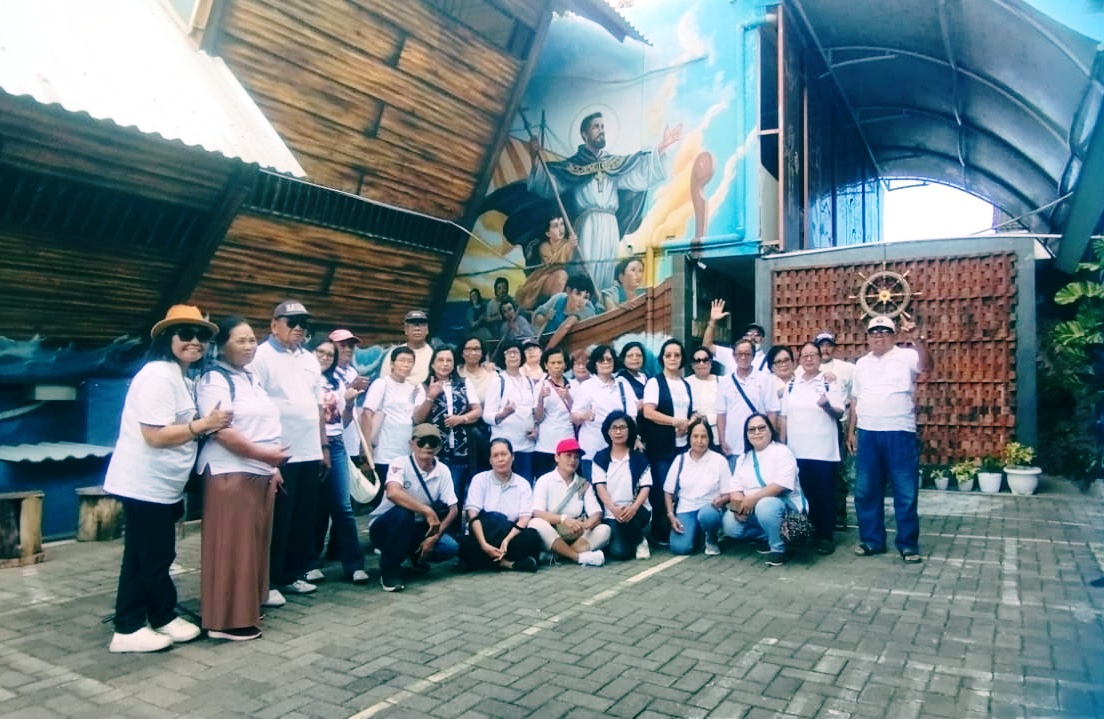Tunjukkan Eksistensi, Sebuah Paguyuban Berziarah Dengan Penuh Sukacita