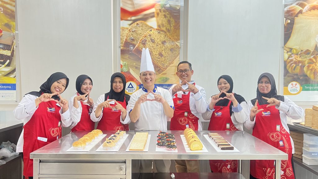 Bogasari Latih Guru Kuliner SMKN 3 Kediri
