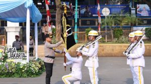 Kapolda Metro Jaya aya Terima Tanda Kehormatan Nugraha Sakanti.
