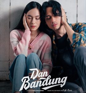 Film “Dan Bandung” Meredam Bisingnya Dunia di Bawah Jembatan Alun-alun Kota Bandung