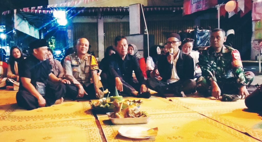 PKL Pasar Raya 1 Salatiga Merayakan HUT ke-24